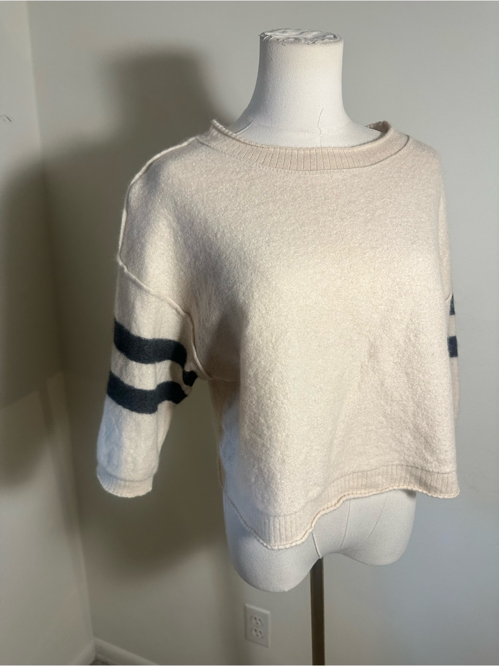 Maeve 100% Cashmere Striped Cropped Sweater Large Cream/Black Anthropologie - Picture 11 of 13